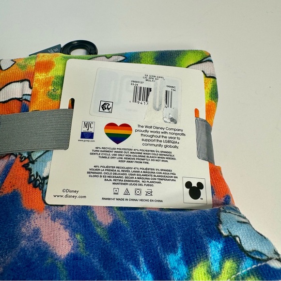 Disney Stitch Women's Print Sleep Shorts, 2-Pack, Sizes 3X (22-24). - Picture 9 of 11